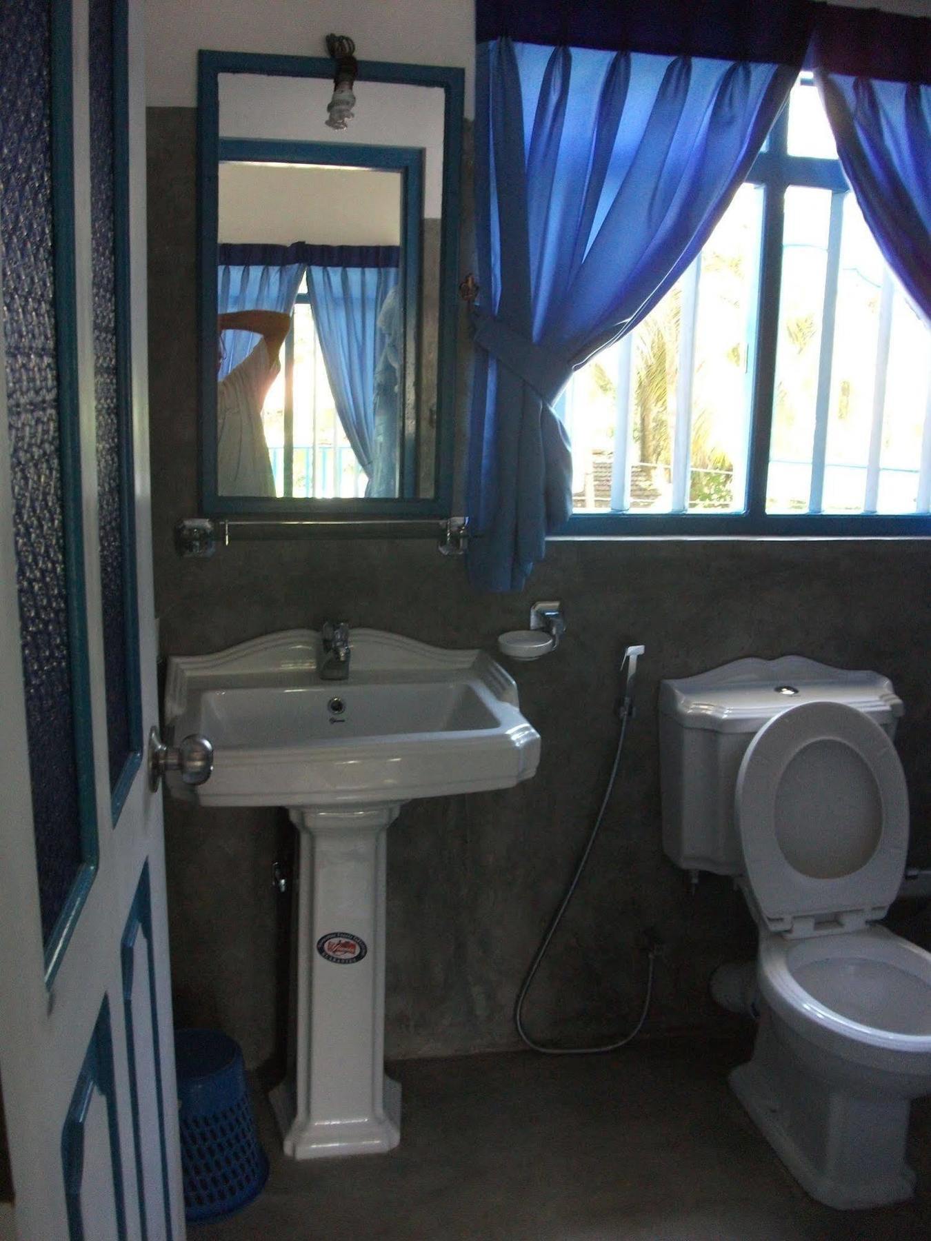 Zimmer Rest Unawatuna Exterior photo