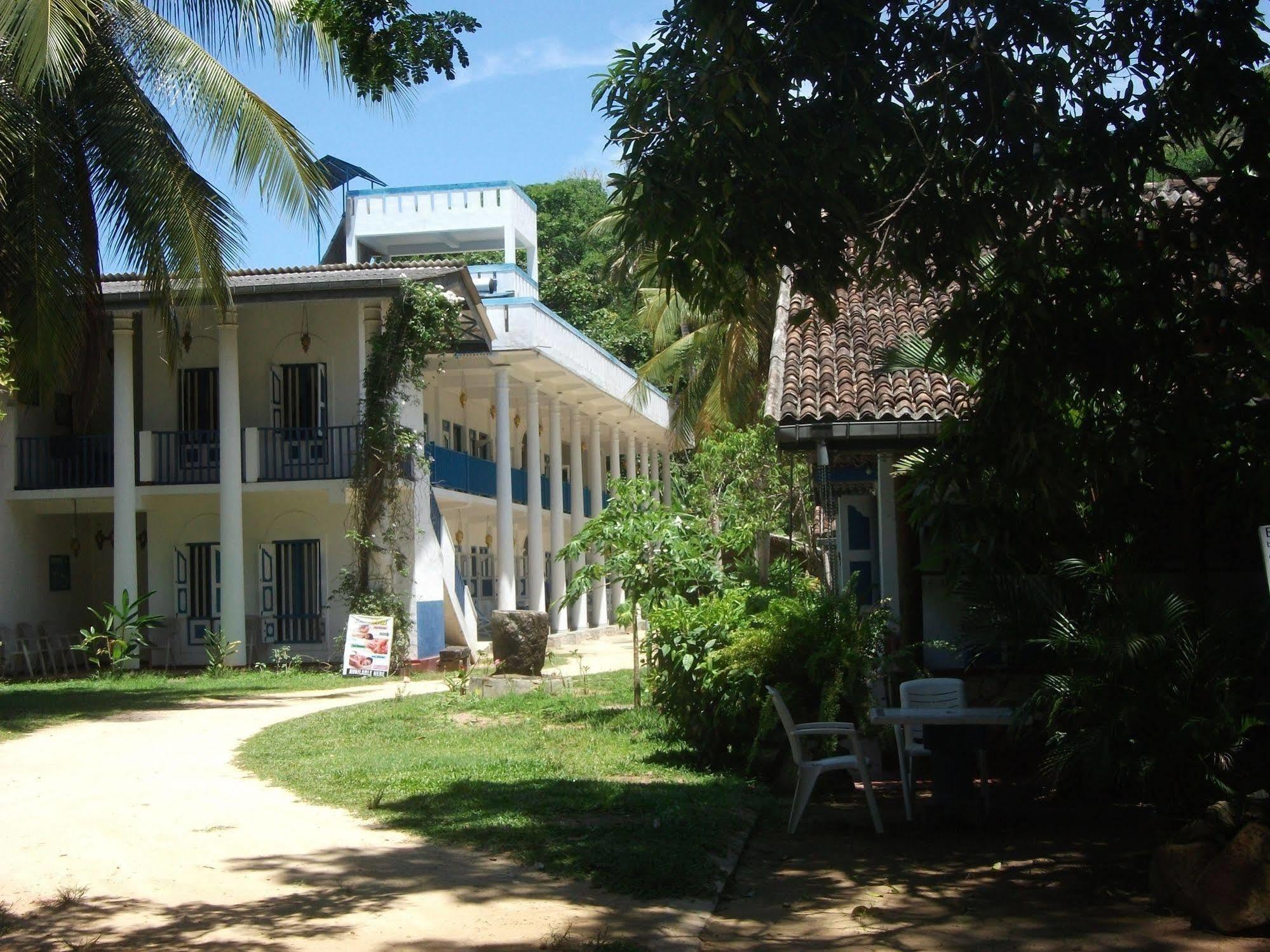 Zimmer Rest Unawatuna Exterior photo